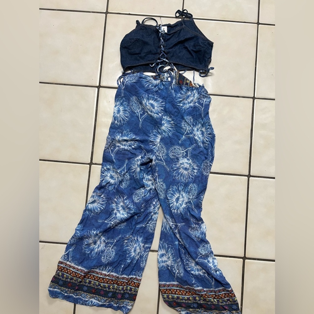 FARM Rio Blue Tie-Dye Floral Wide-Leg Pants - Picture 8 of 9